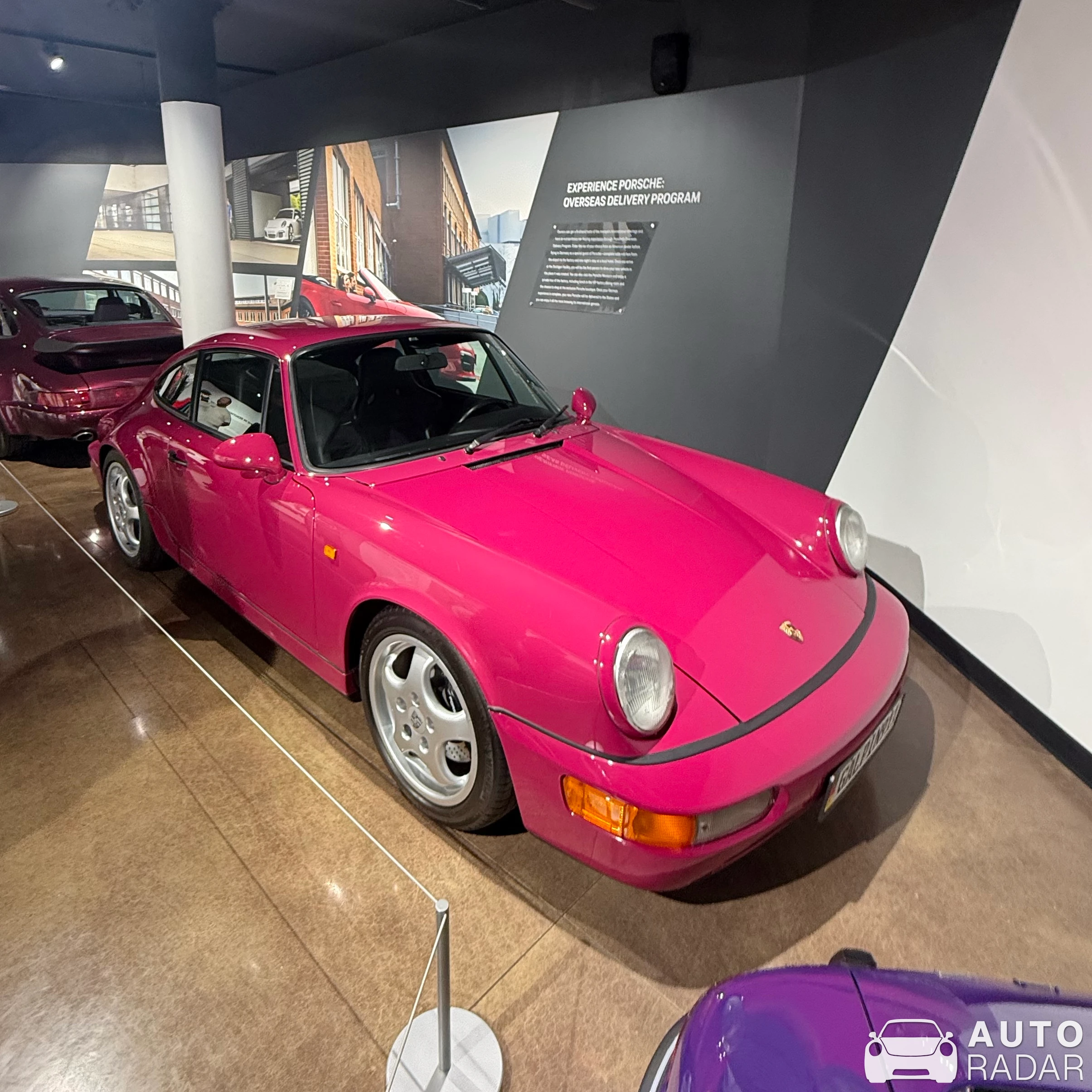 Porsche 964 Carrera RS spotted in Valencia