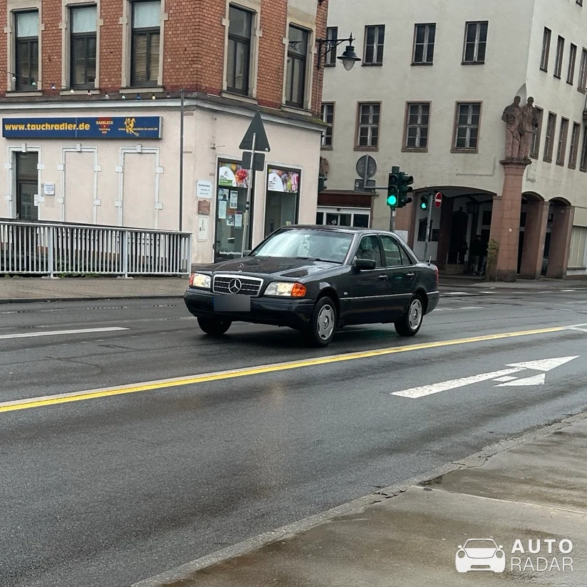 Mercedes-Benz C-Klasse W202 spotted in Aue-Bad Schlema