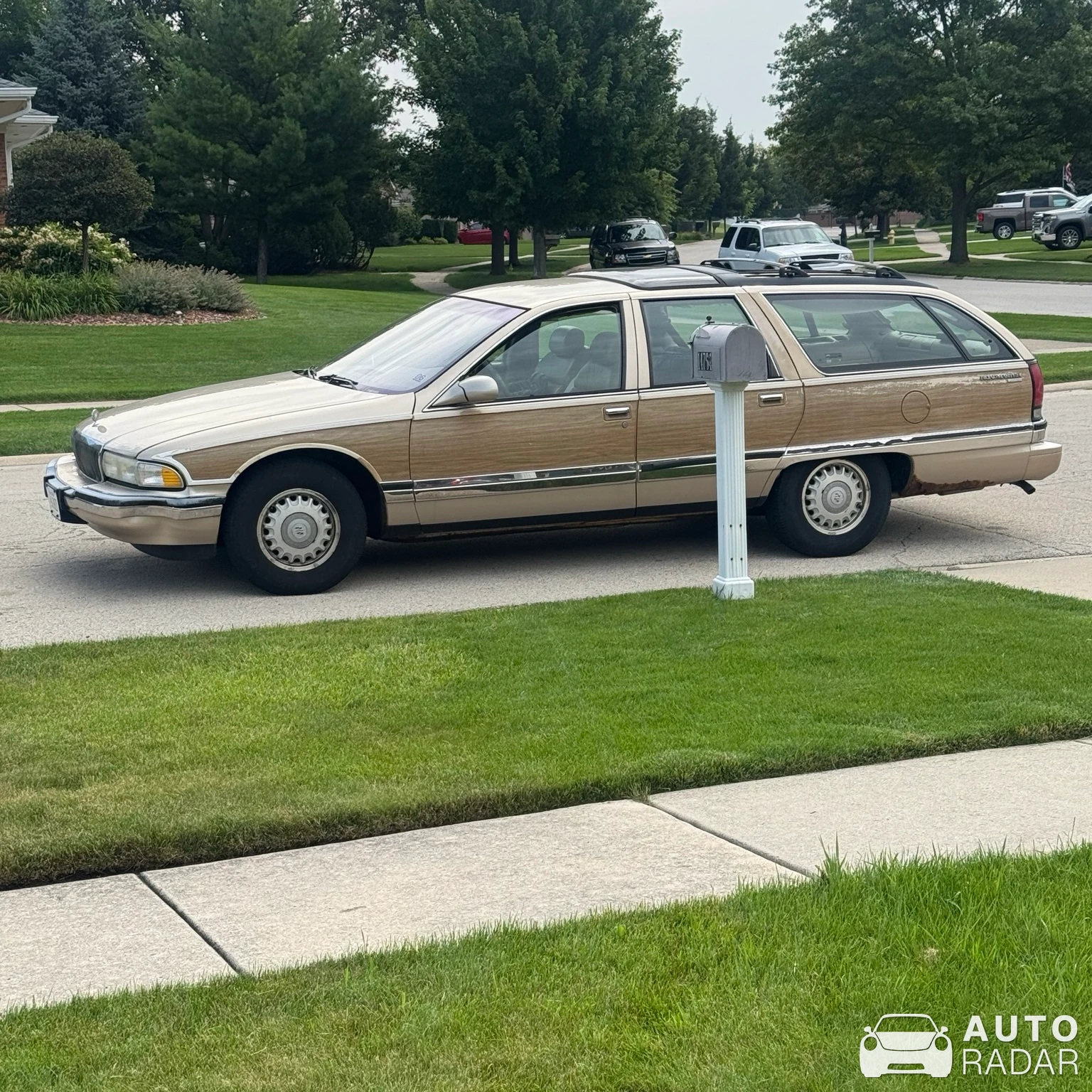 Buick Roadmaster Estate Wagon spotted in Homer Glen