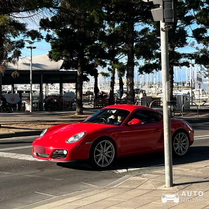 Porsche 987 Cayman S spotted in Geelong