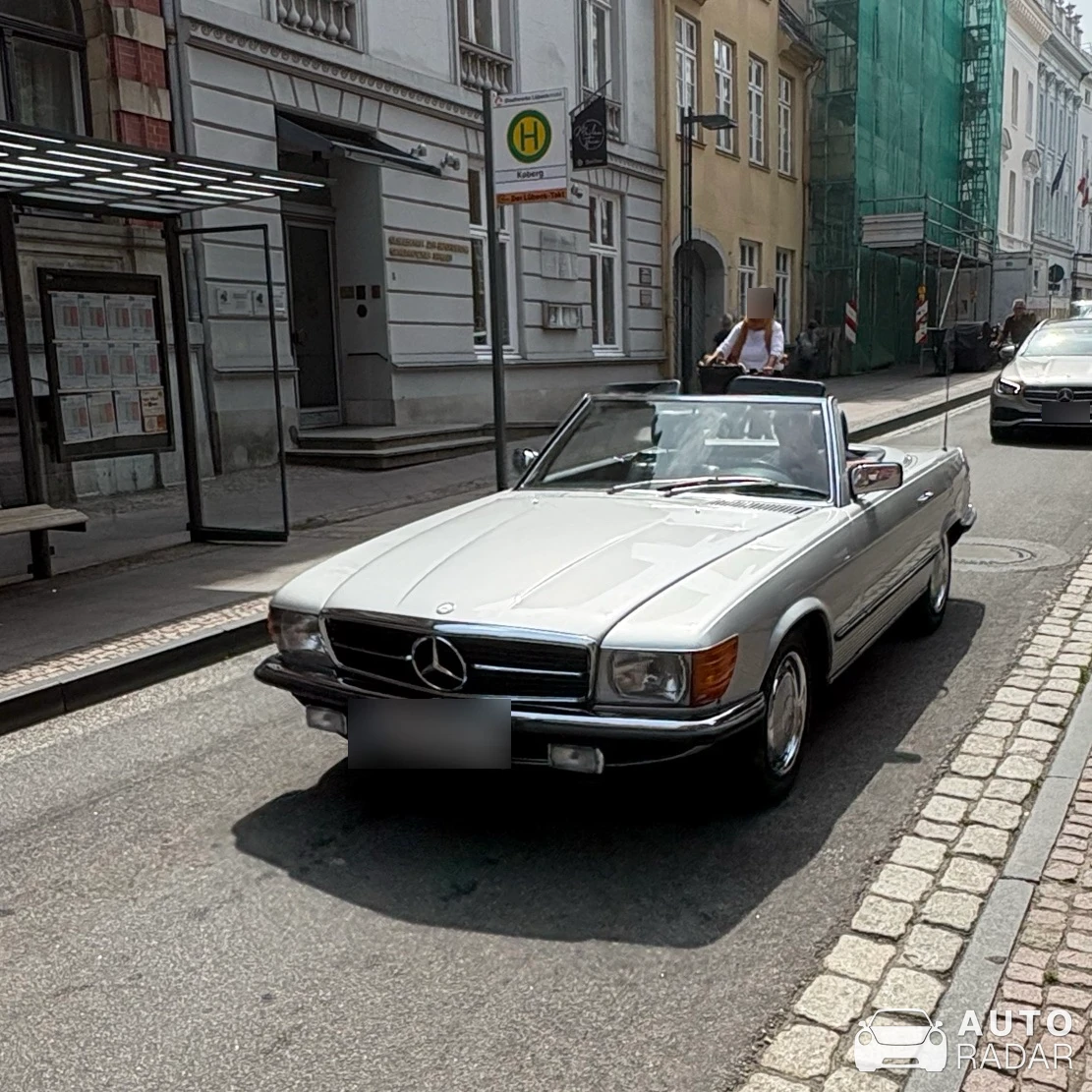 Mercedes-Benz 300SL R107 spotted in Lübeck