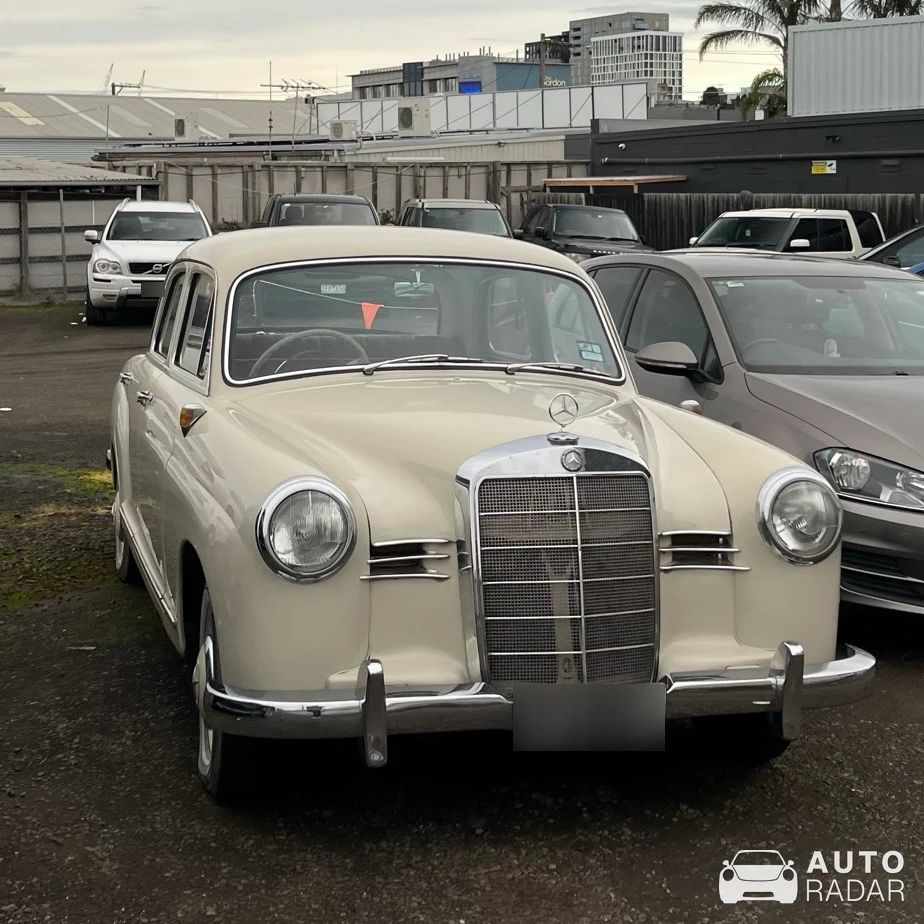 Mercedes-Benz 180D W120 spotted in Geelong West