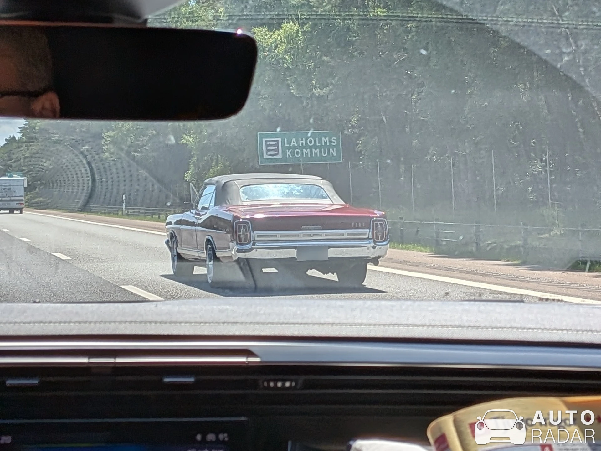 Ford Galaxie spotted in Eldsberga
