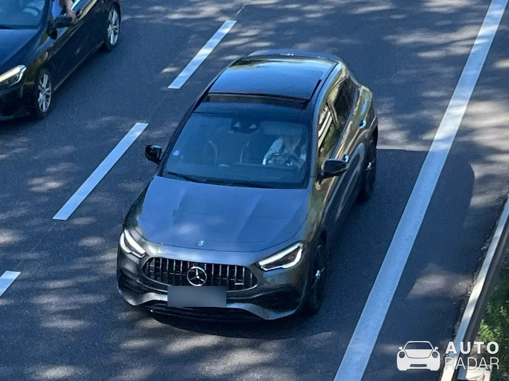 Mercedes-AMG GLA 45 4MATIC+ H247 spotted in Toul