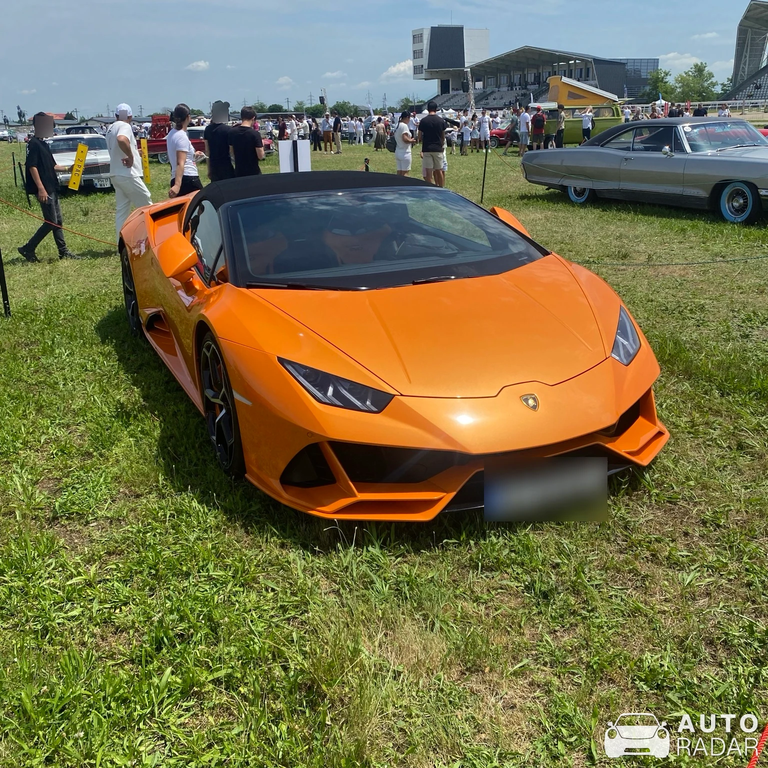 Lamborghini Huracán LP640-4 EVO Spyder spotted in Blejoi