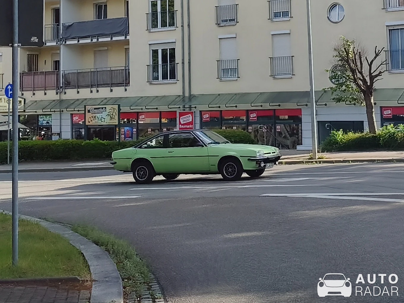 Opel Manta spotted in Limbach-Oberfrohna