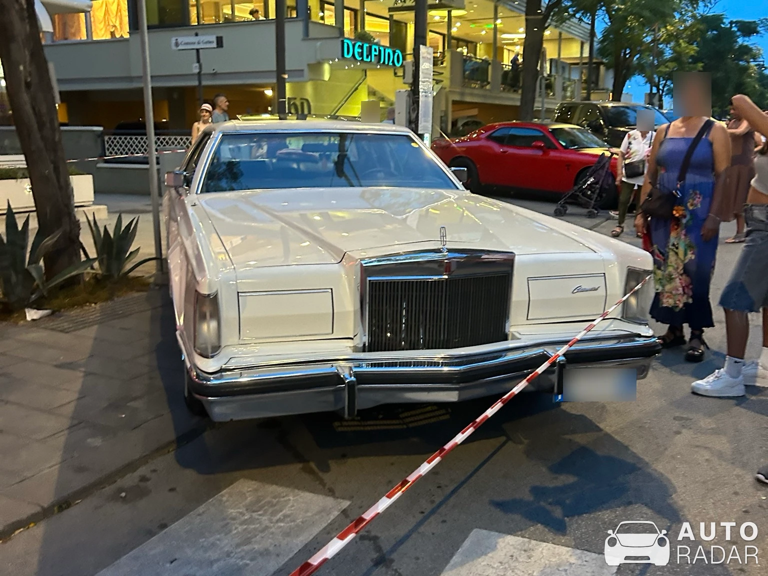 Lincoln Continental Mark V spotted in Gatteo