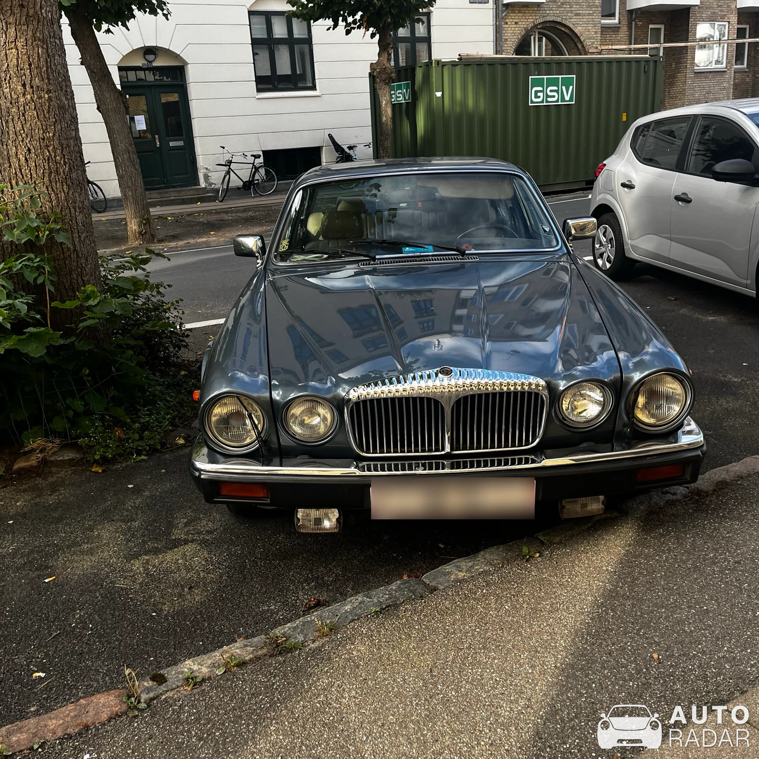 Jaguar XJ spotted in Søborg
