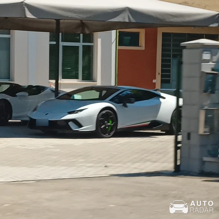 Lamborghini Huracán LP640-4 Performante spotted in Sant'Agata Bolognese