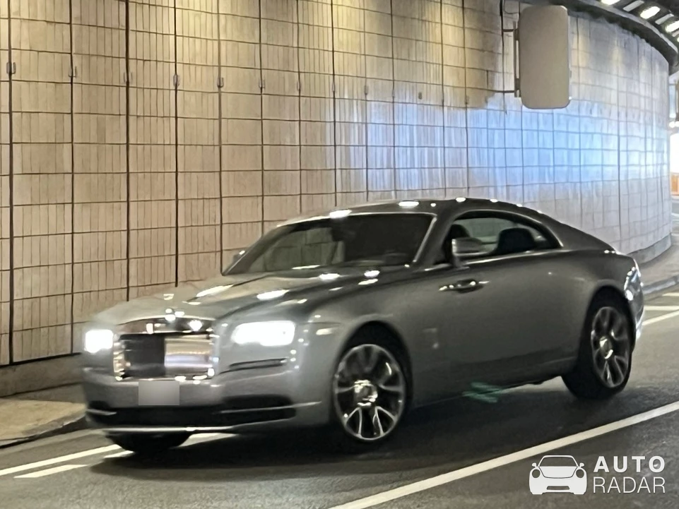 Rolls-Royce Wraith spotted in Monaco