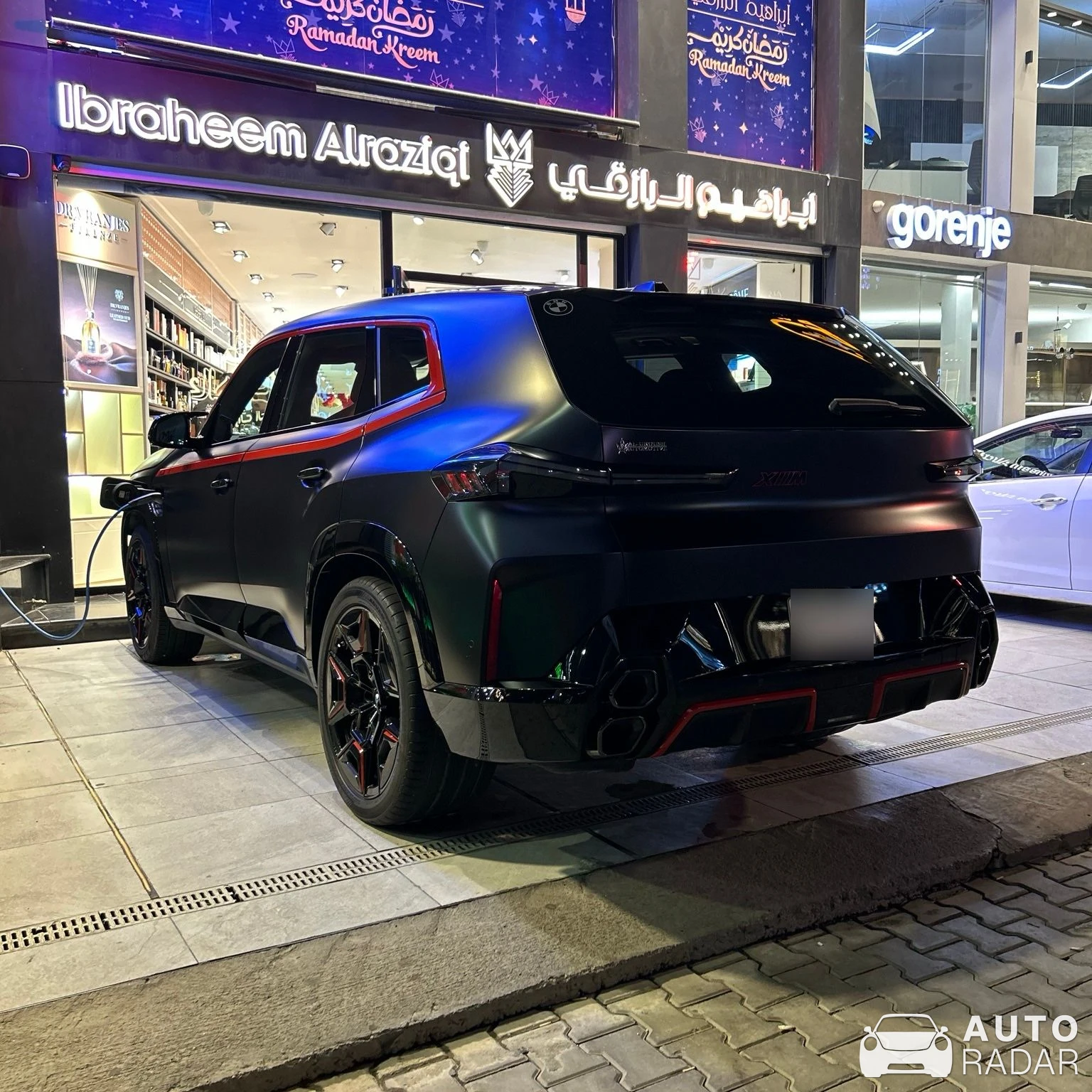 BMW XM G09 Label Red spotted in Baghdad