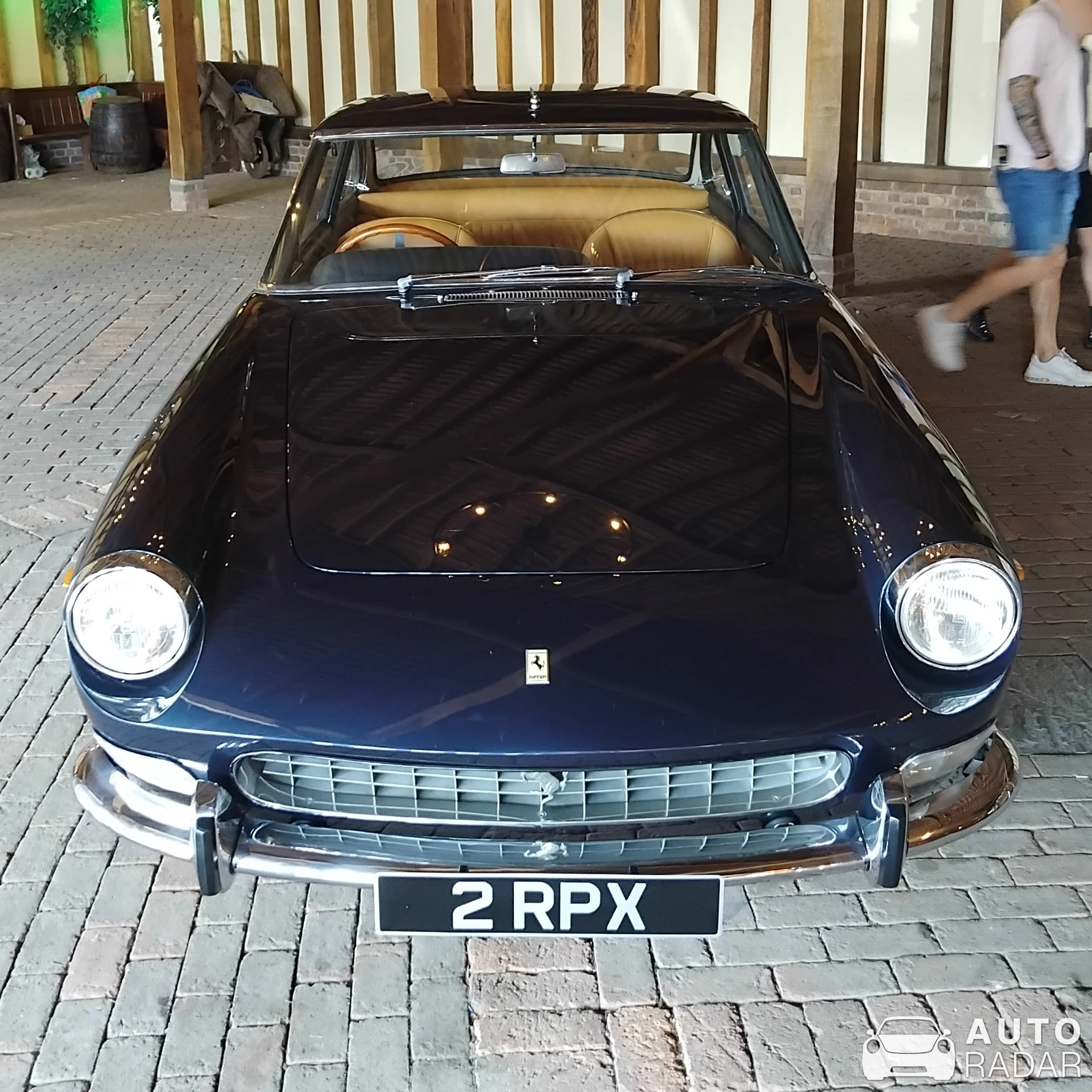 Ferrari 330 GT 2+2 Series II spotted in Lewes