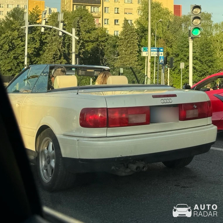 Audi 80 cabriolet B3 spotted in Rybnik