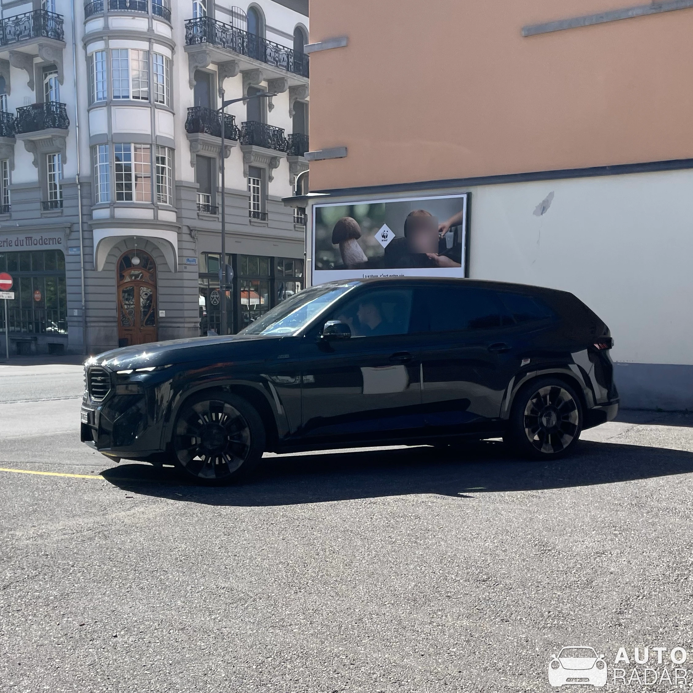 BMW XM G09 spotted in Bulle