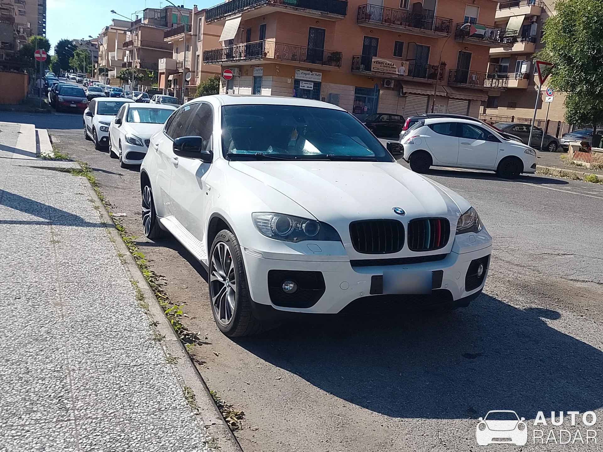 BMW X6 E71 spotted in Ladispoli