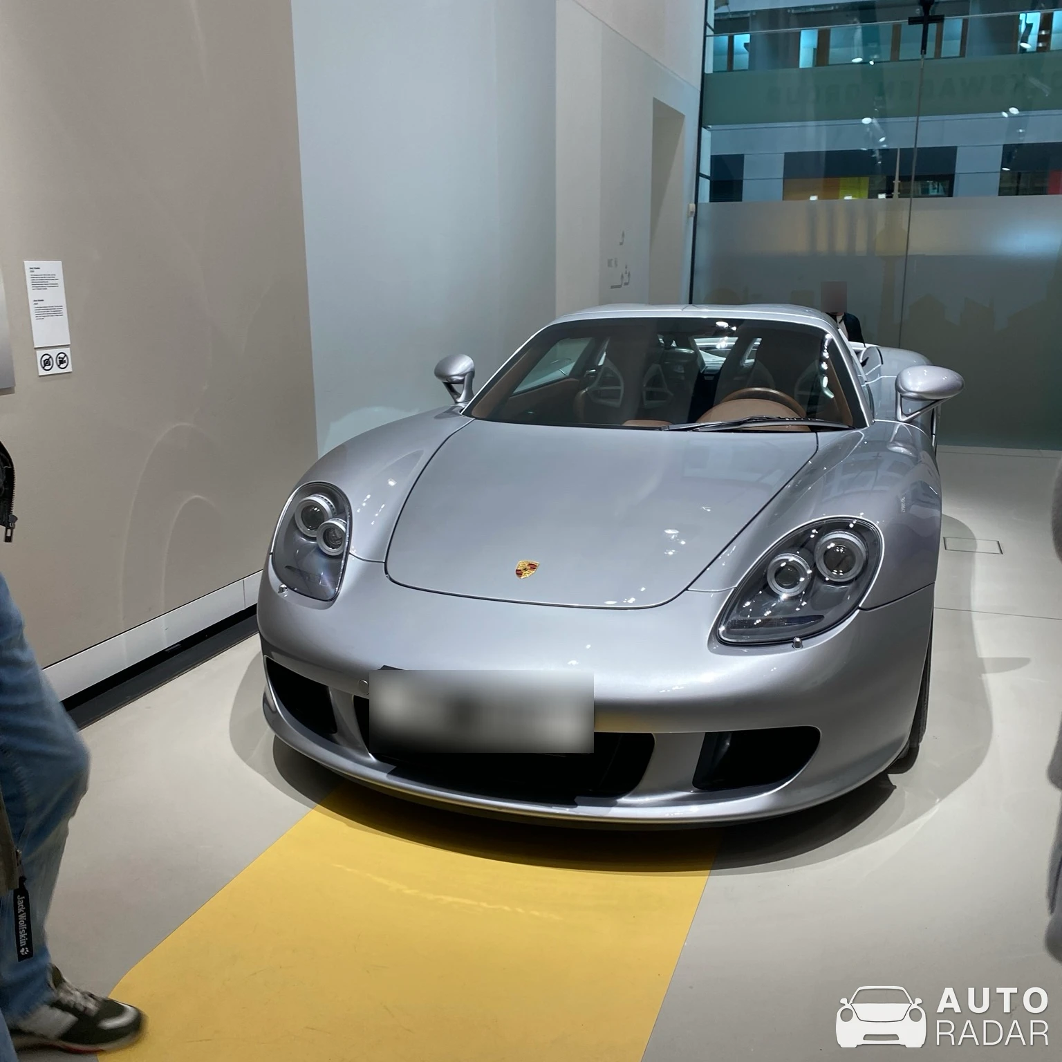 Porsche Carrera GT spotted in Berlin
