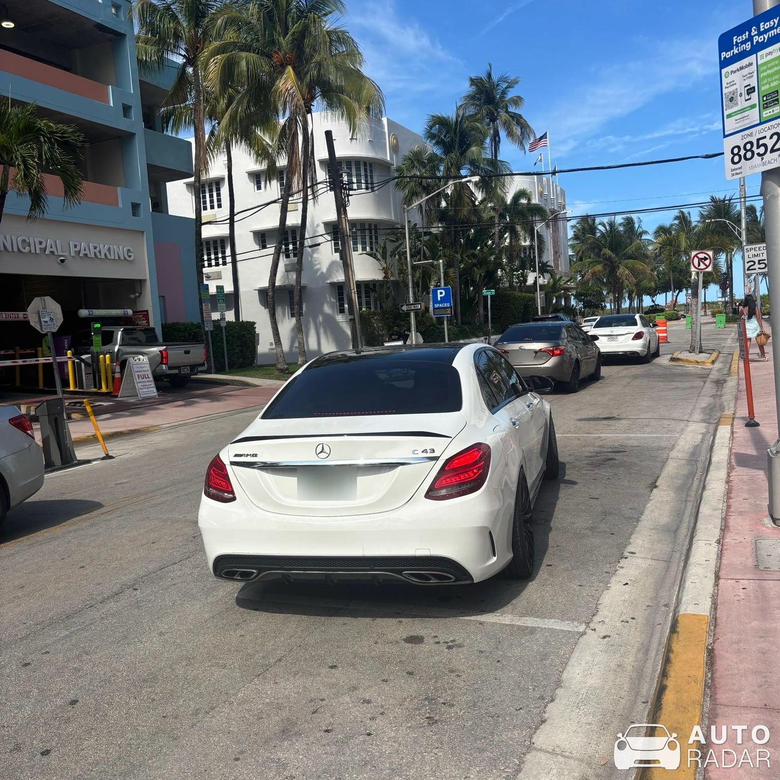 Mercedes-AMG C 43 W205 2018 spotted in Miami Beach