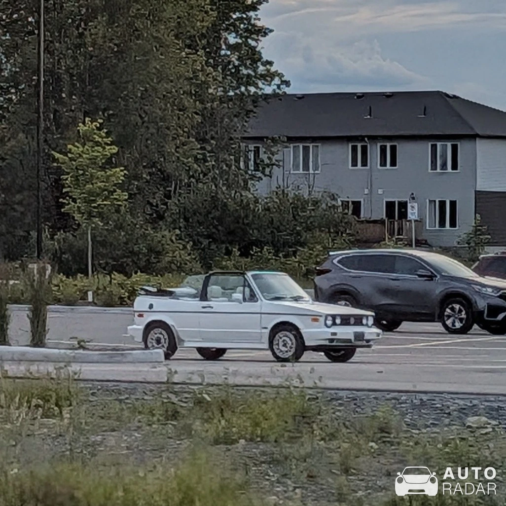 Volkswagen Golf Mk1 Cabriolet spotted in Carleton Place
