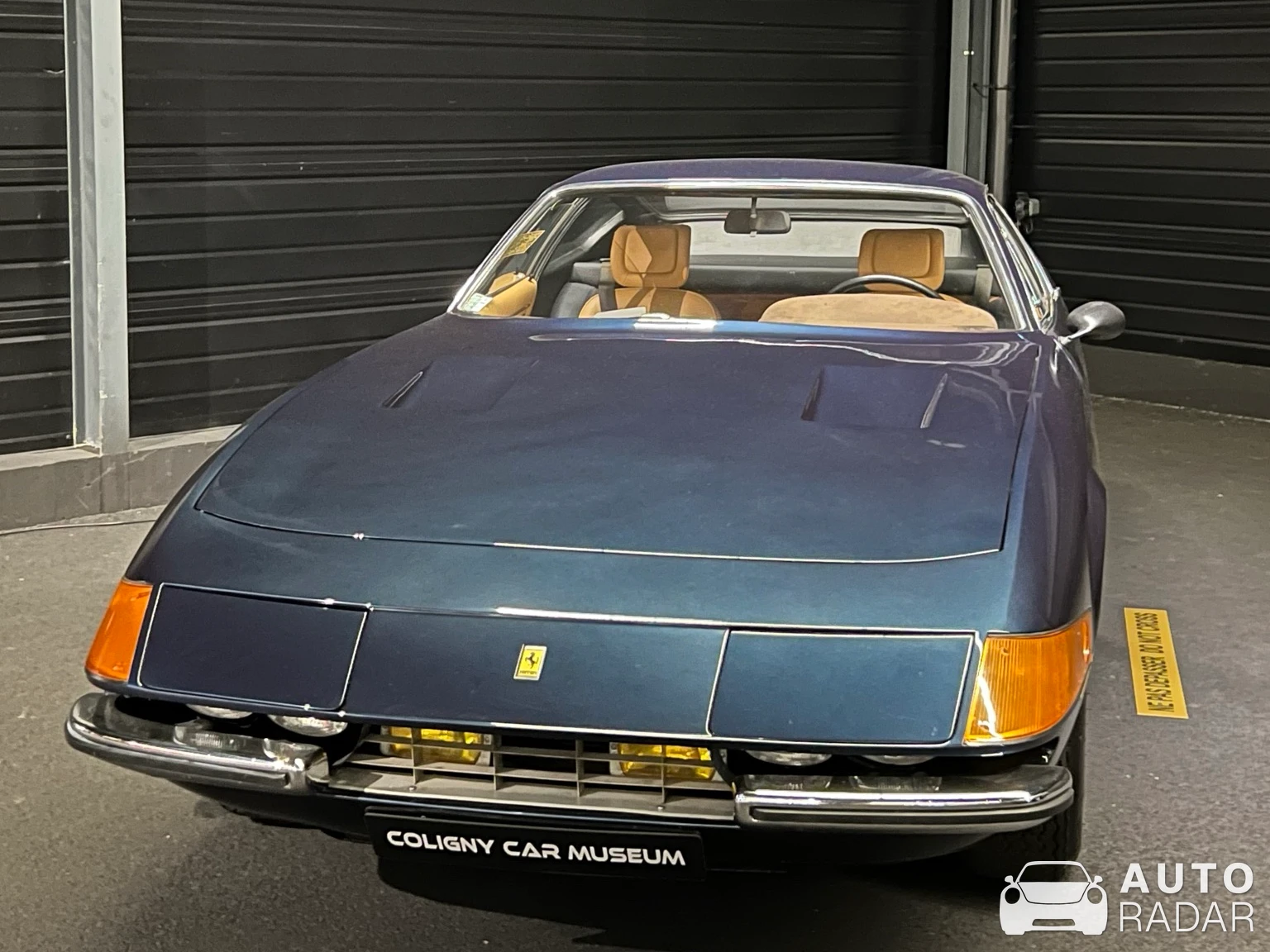 Ferrari 365 GTB/4 Daytona spotted in Coligny