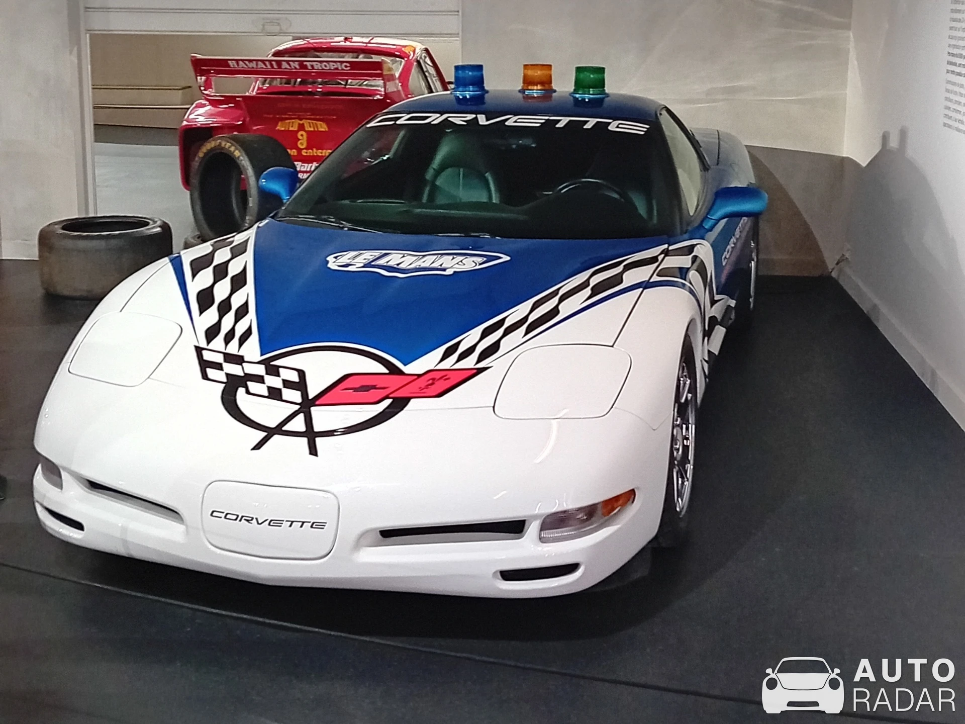 Chevrolet Corvette C5 Indy Pace Car spotted in Le Mans