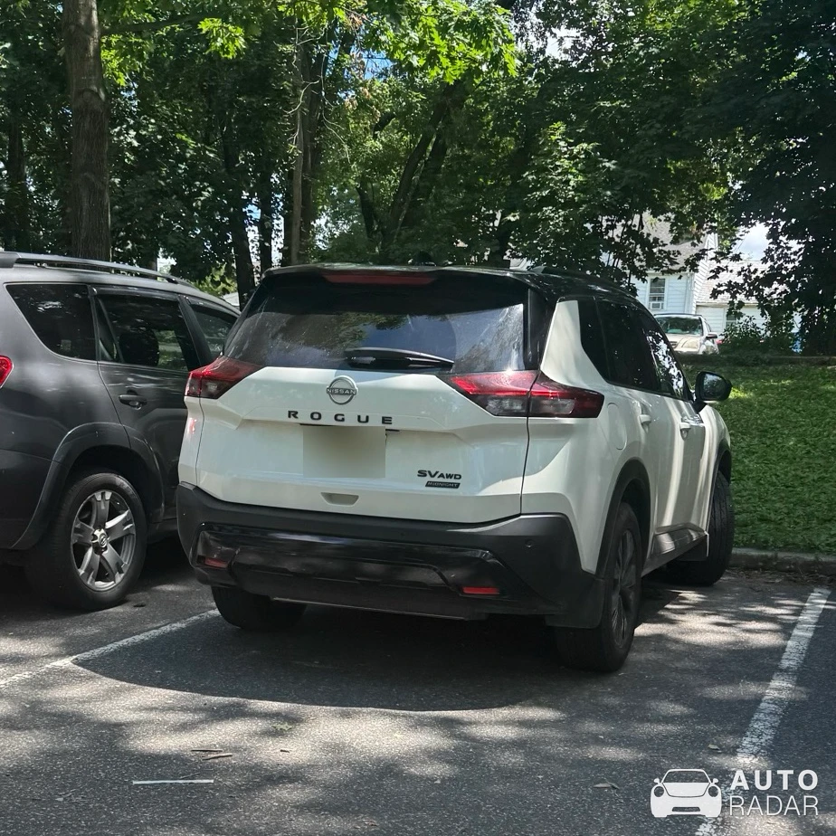 Nissan Rogue spotted in Frenchtown