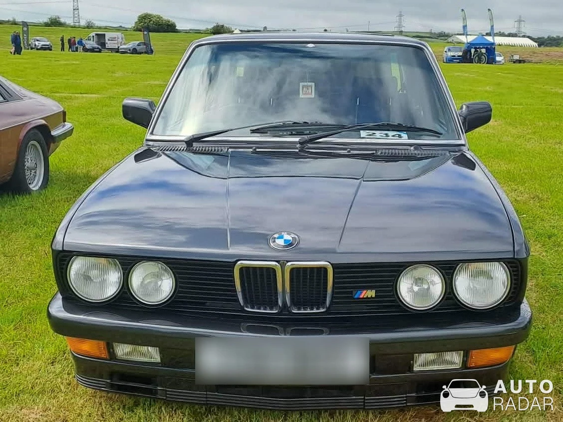 BMW M5 E28 spotted