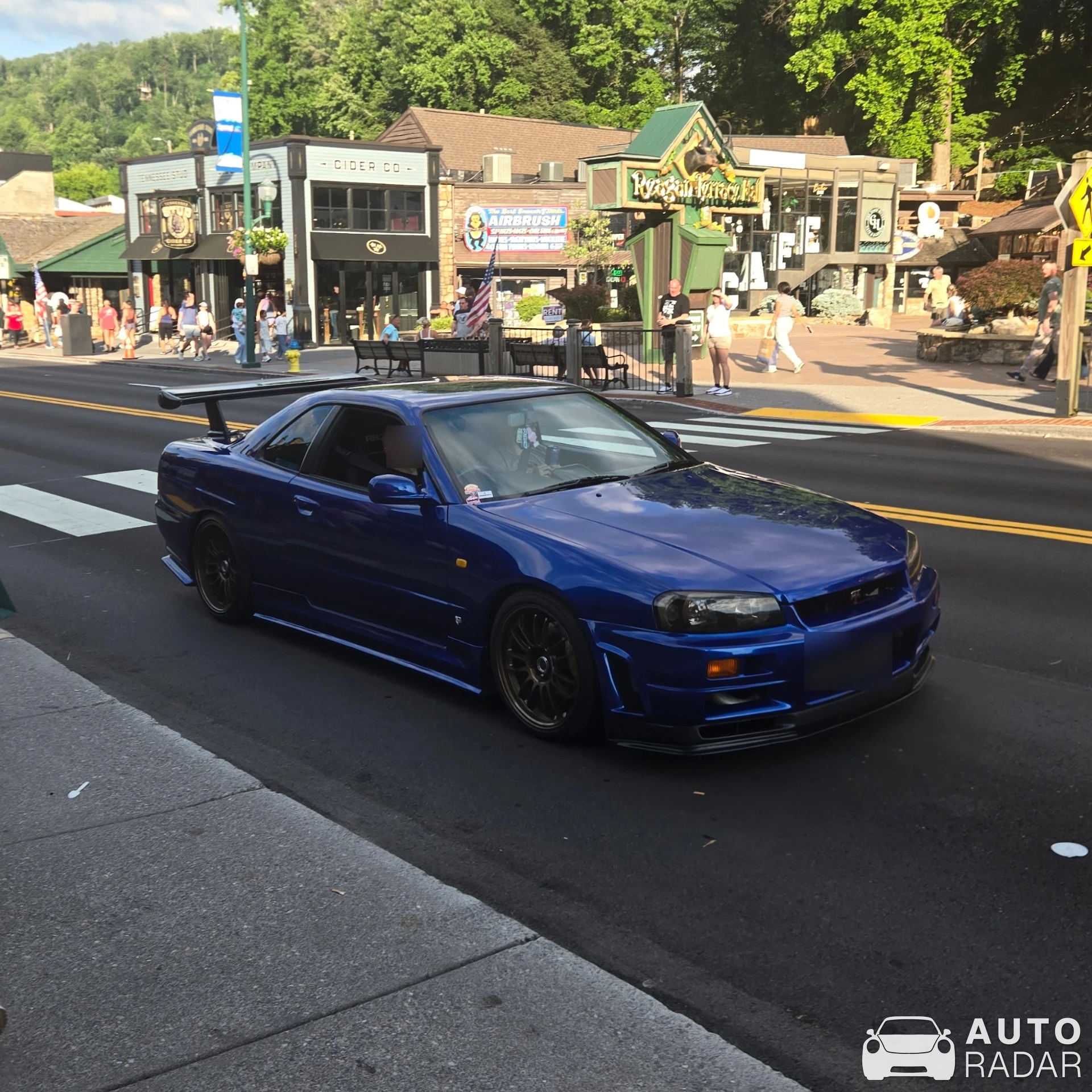 Nissan Skyline R34 GT-R spotted in Gatlinburg