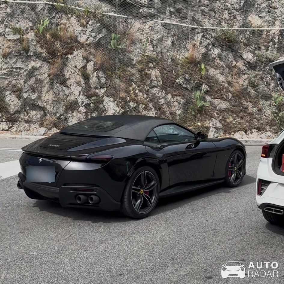 Ferrari Roma Spider spotted in Taormina