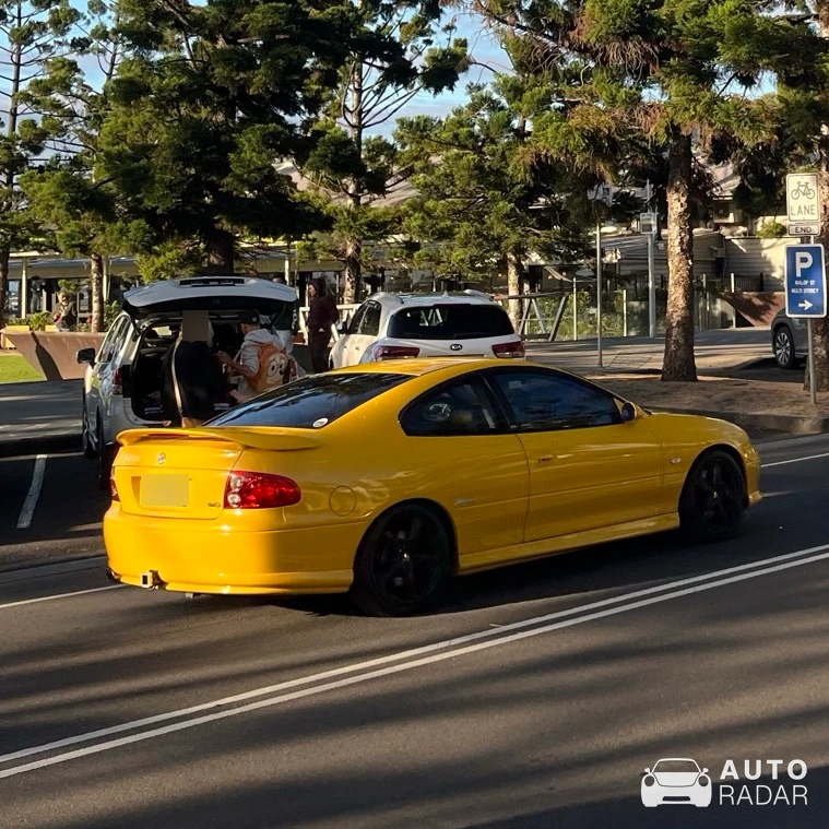 Holden V2 Series II Monaro CV8 spotted in Geelong