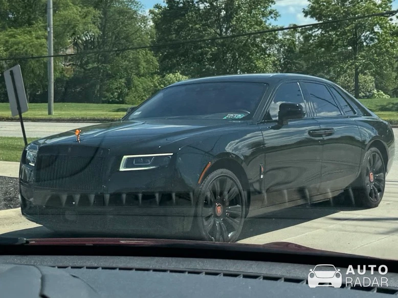 Rolls-Royce Ghost II Black Badge spotted in Brook Park