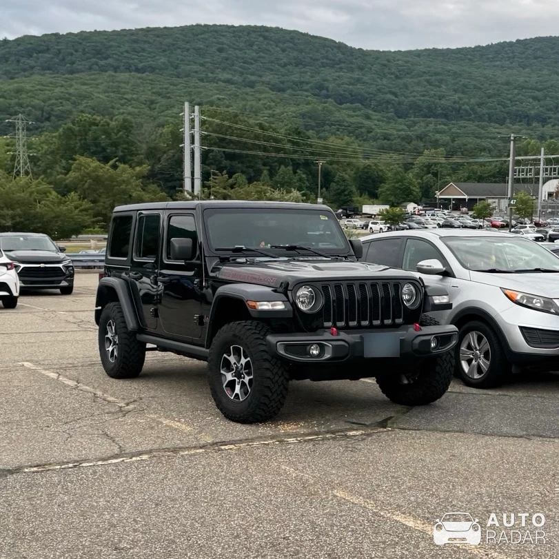Jeep Wrangler spotted in Woodbury