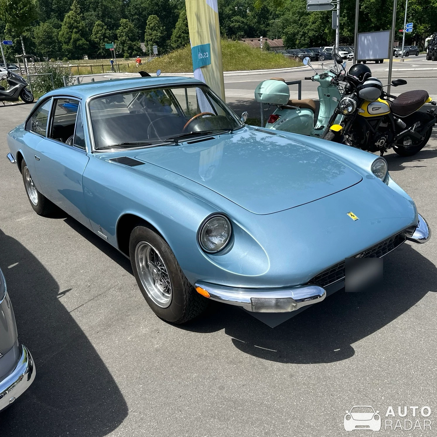 Ferrari 365 GT 2+2 spotted in Luzern