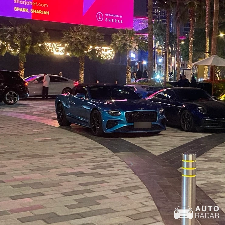 Bentley Continental GTC spotted in Sharjah