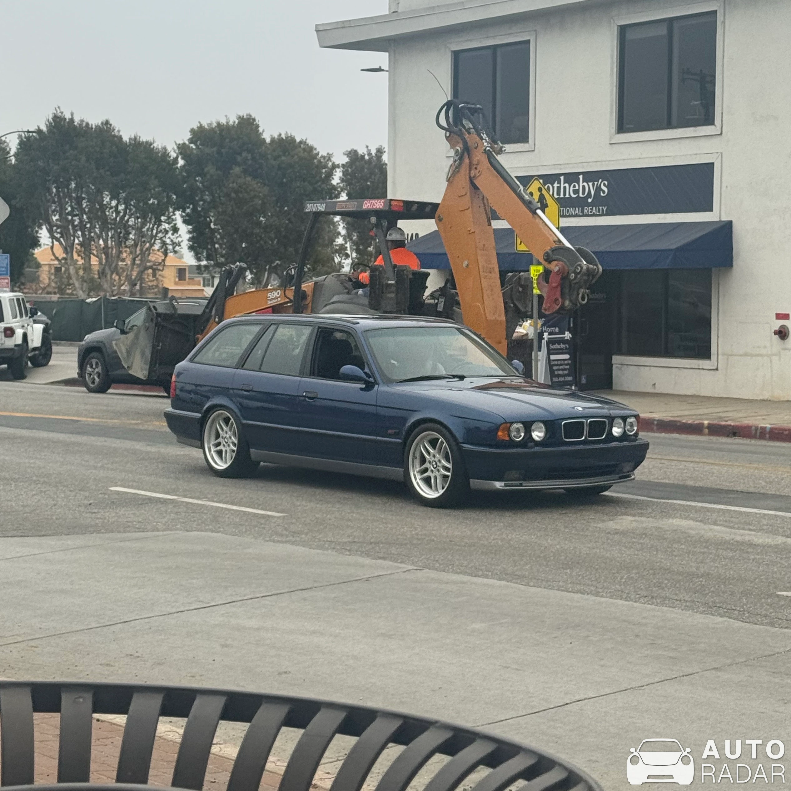 BMW M5 E34 spotted in Los Angeles