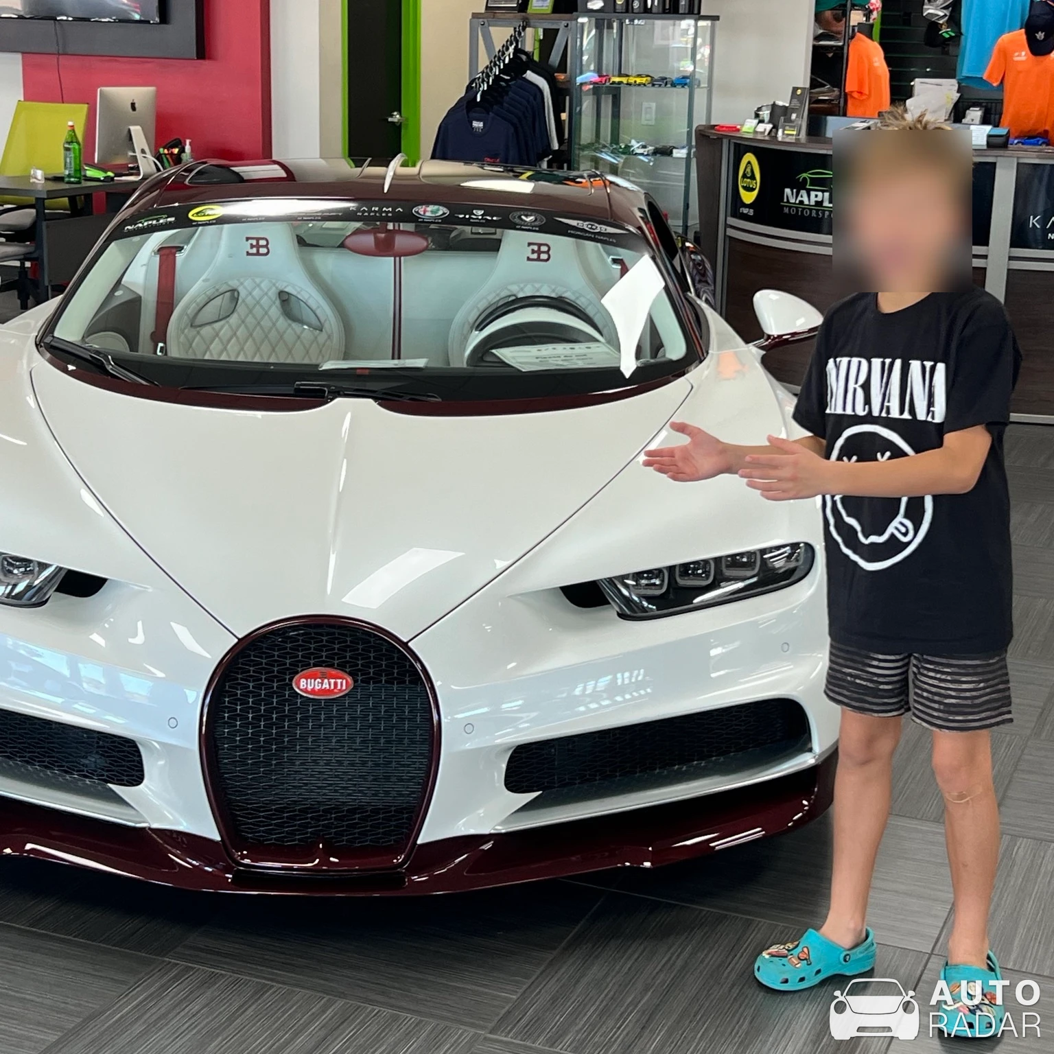 Bugatti Chiron spotted in Naples