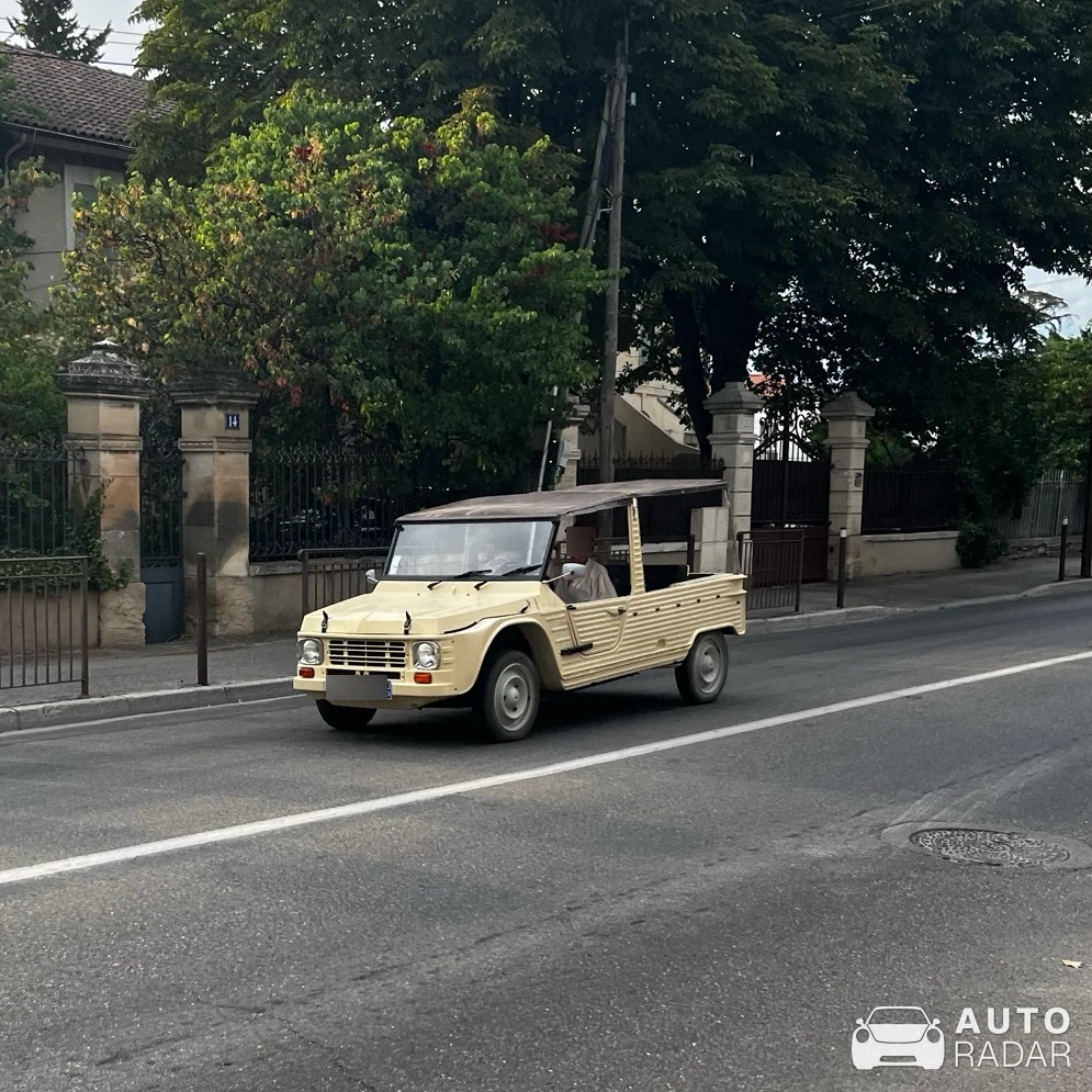 Citroën Mehari spotted in Avignon