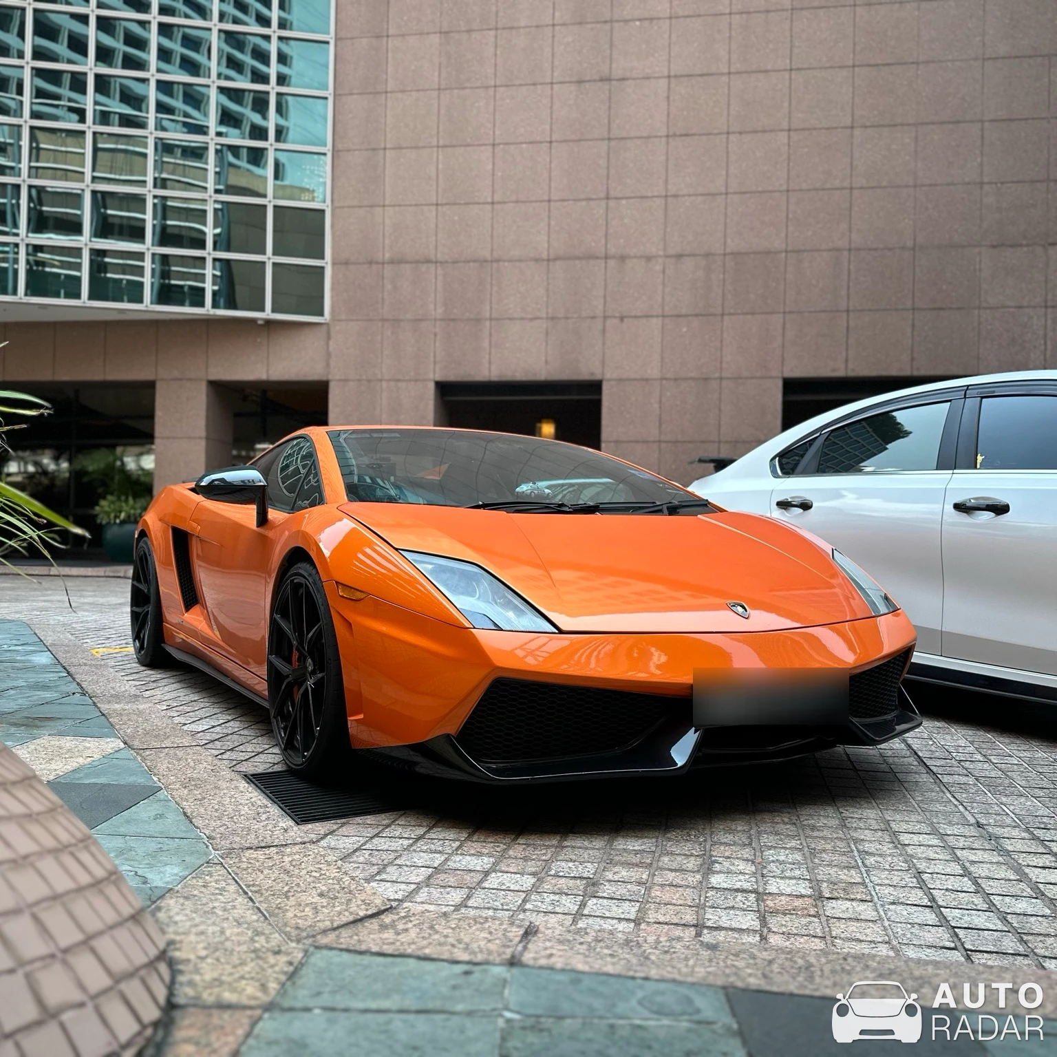 Lamborghini Gallardo LP550-2 spotted in Singapore