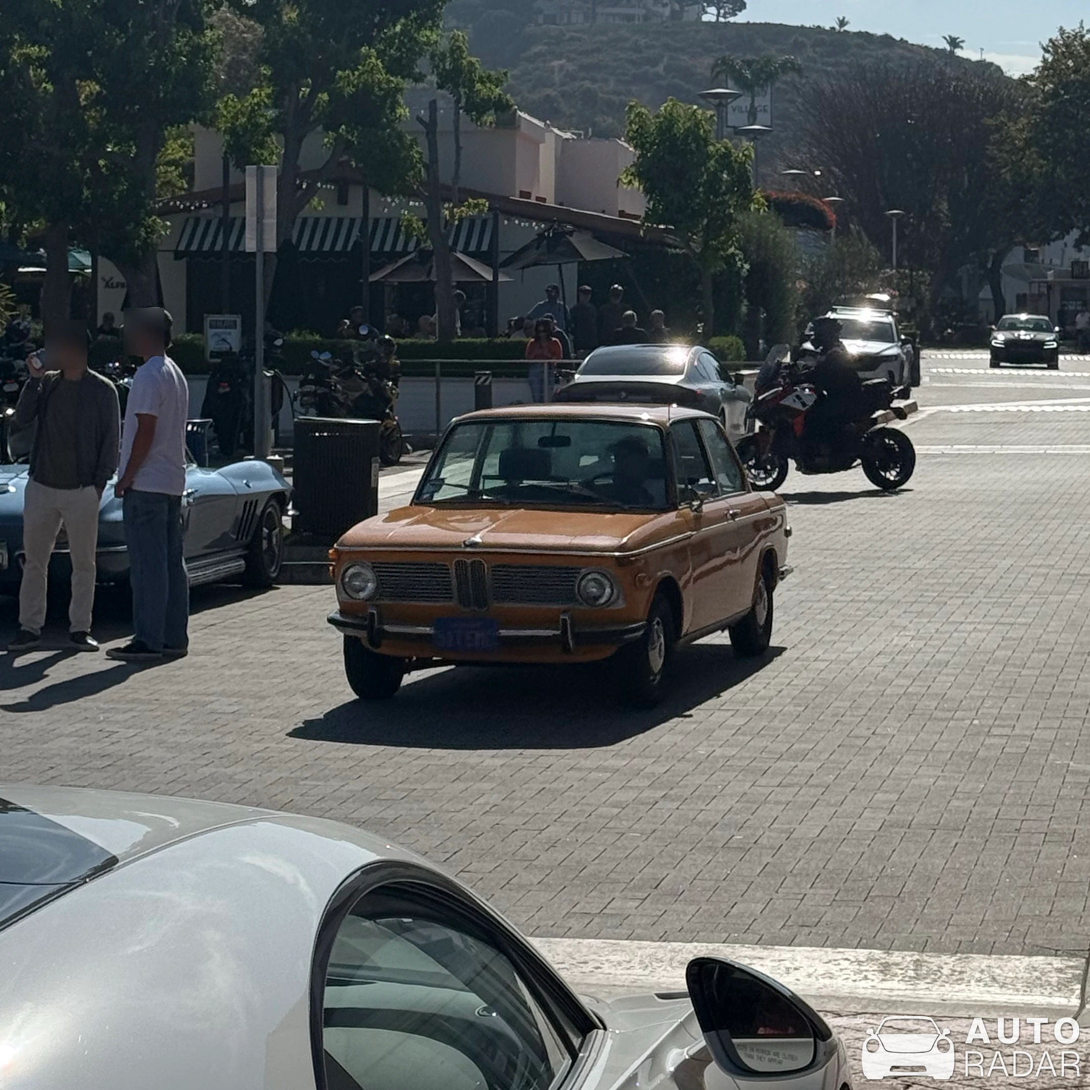 BMW 2002 spotted in Malibu