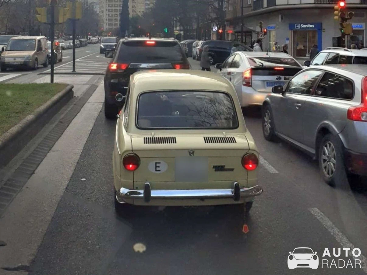 SEAT 850 spotted in Zaragoza