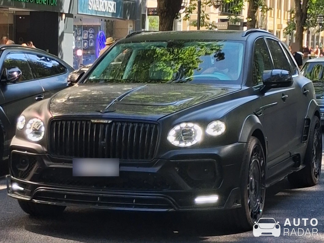 Bentley Bentayga spotted in Düsseldorf
