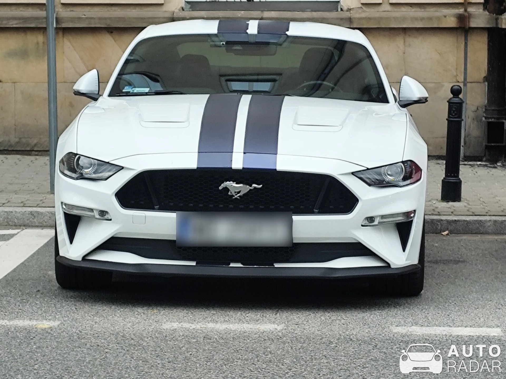 Ford Mustang Mach 1 1969 spotted in Warszawa