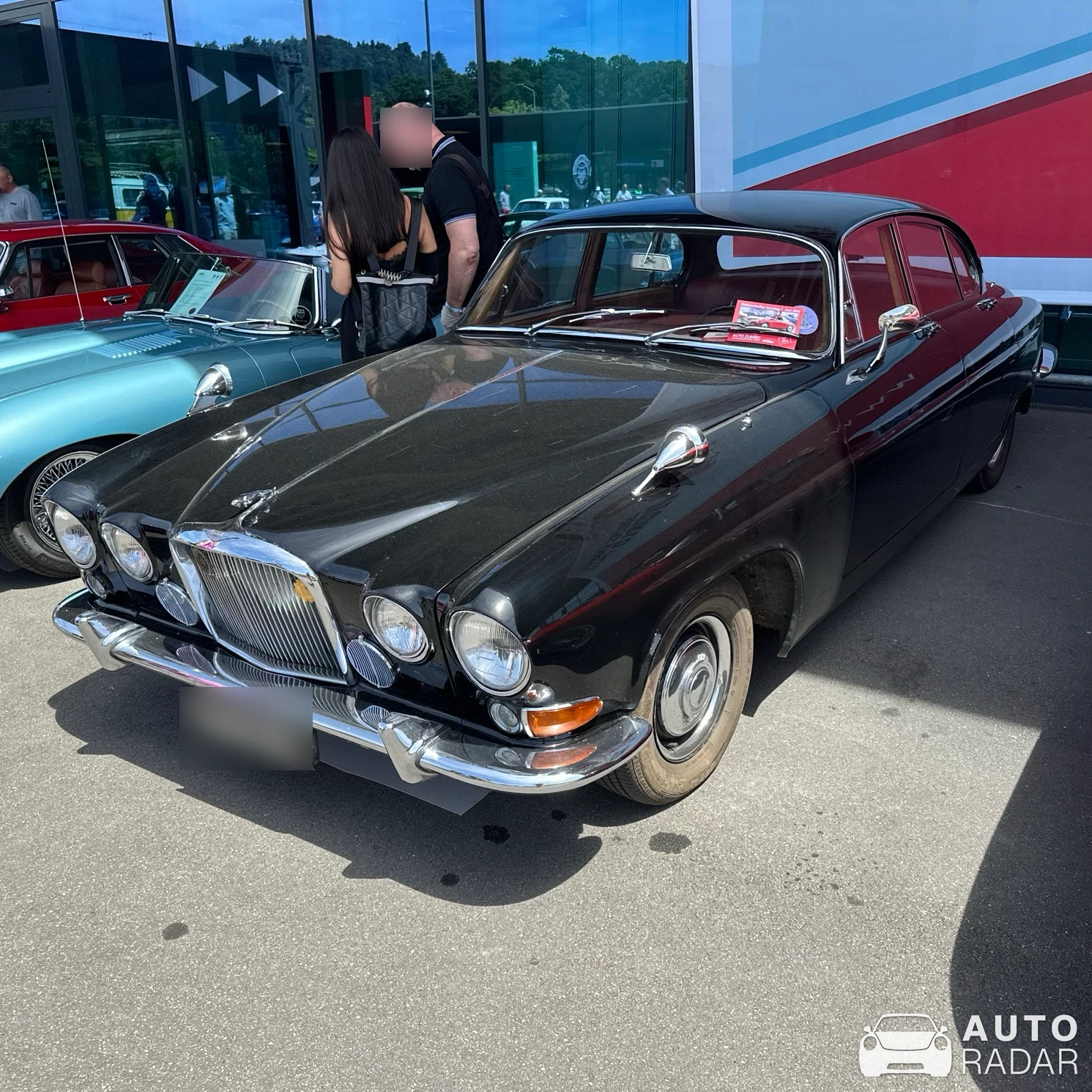 Jaguar Mark X spotted in Luzern