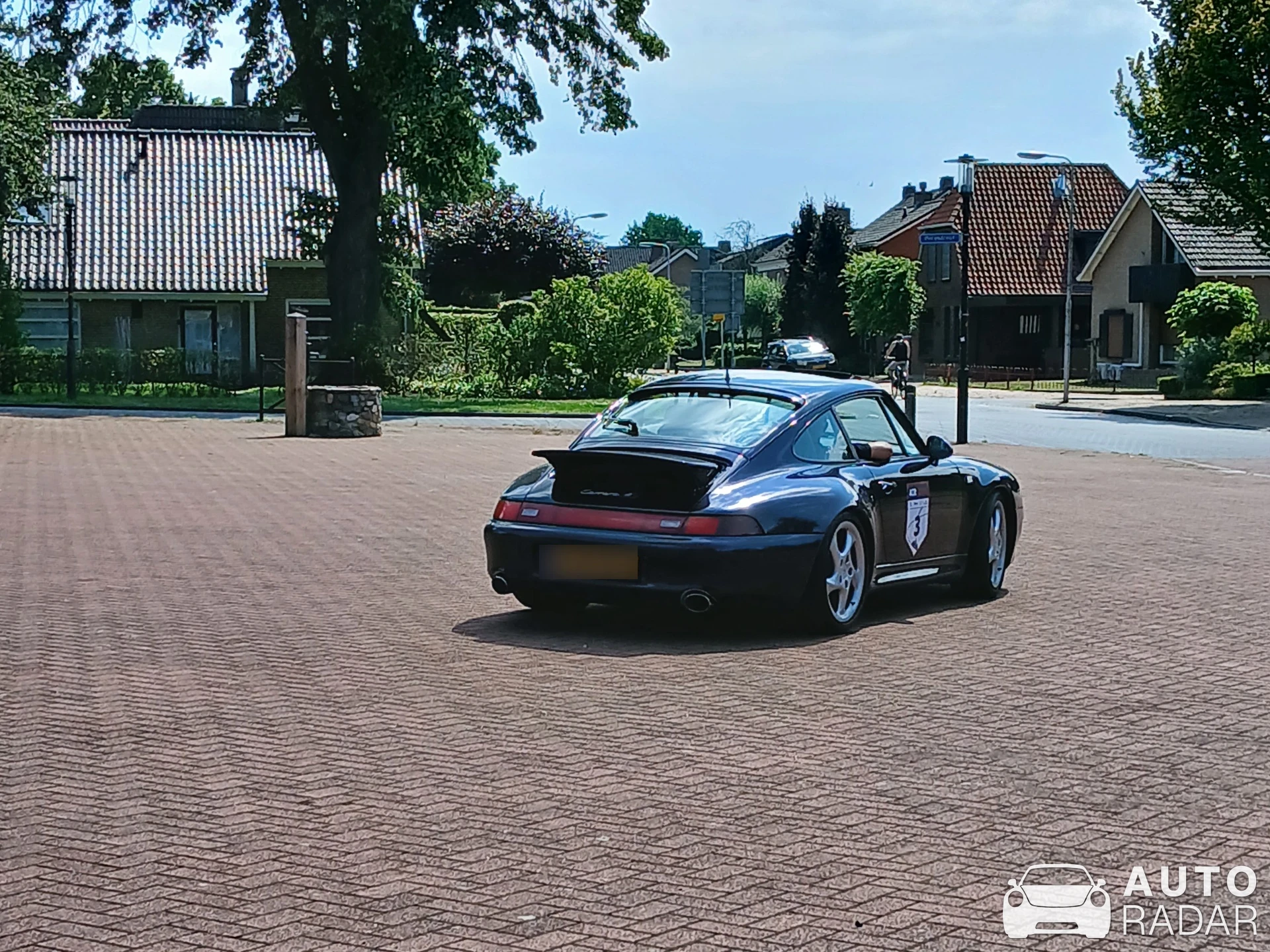 Porsche 993 Carrera 4S spotted in Lievelde