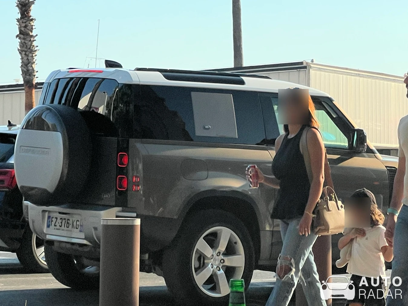 Land Rover Defender 90 spotted in Cannes