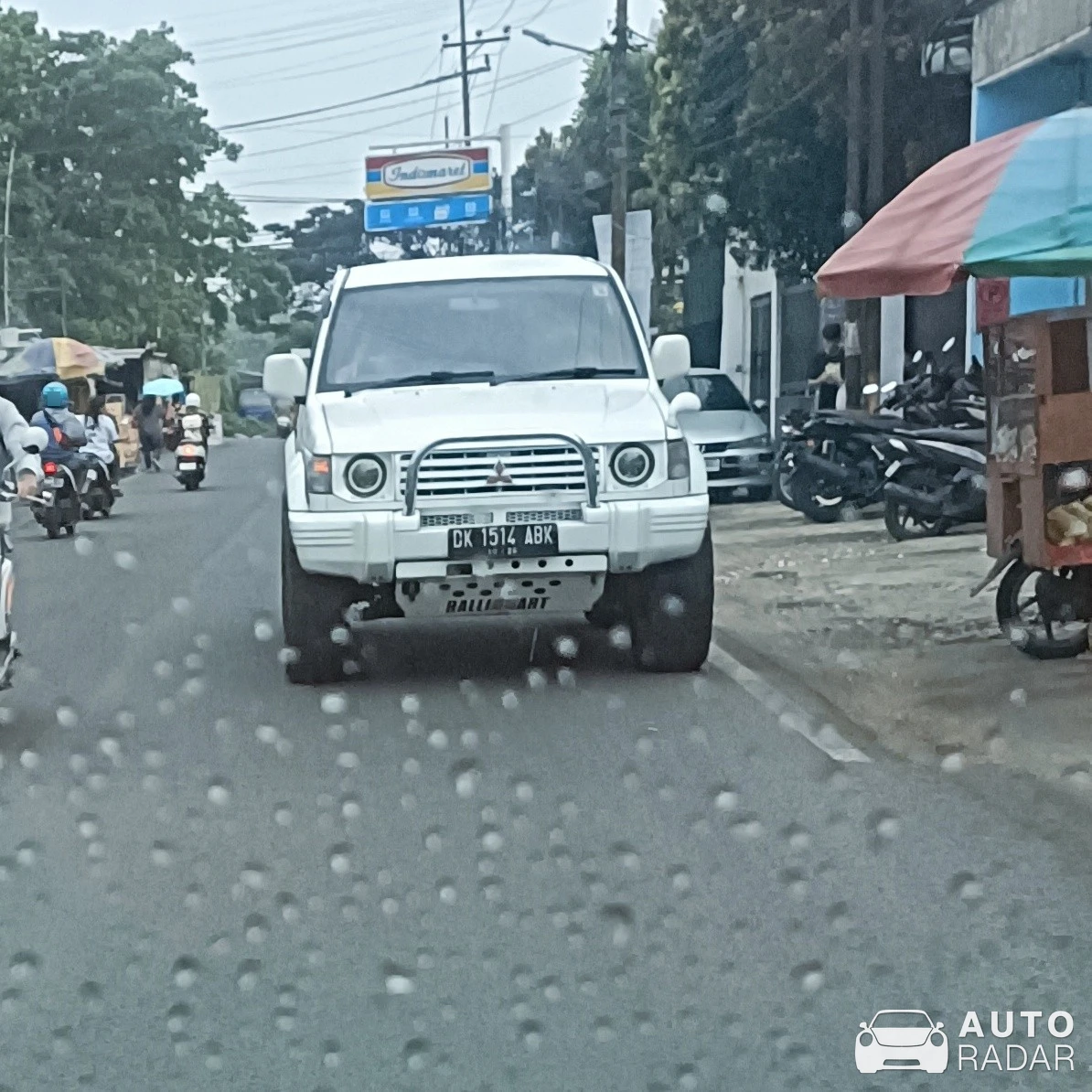 Mitsubishi Pajero Evolution spotted in Malang