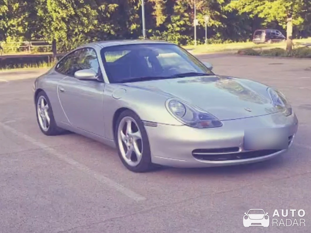 Porsche 996 Carrera spotted in Ogre