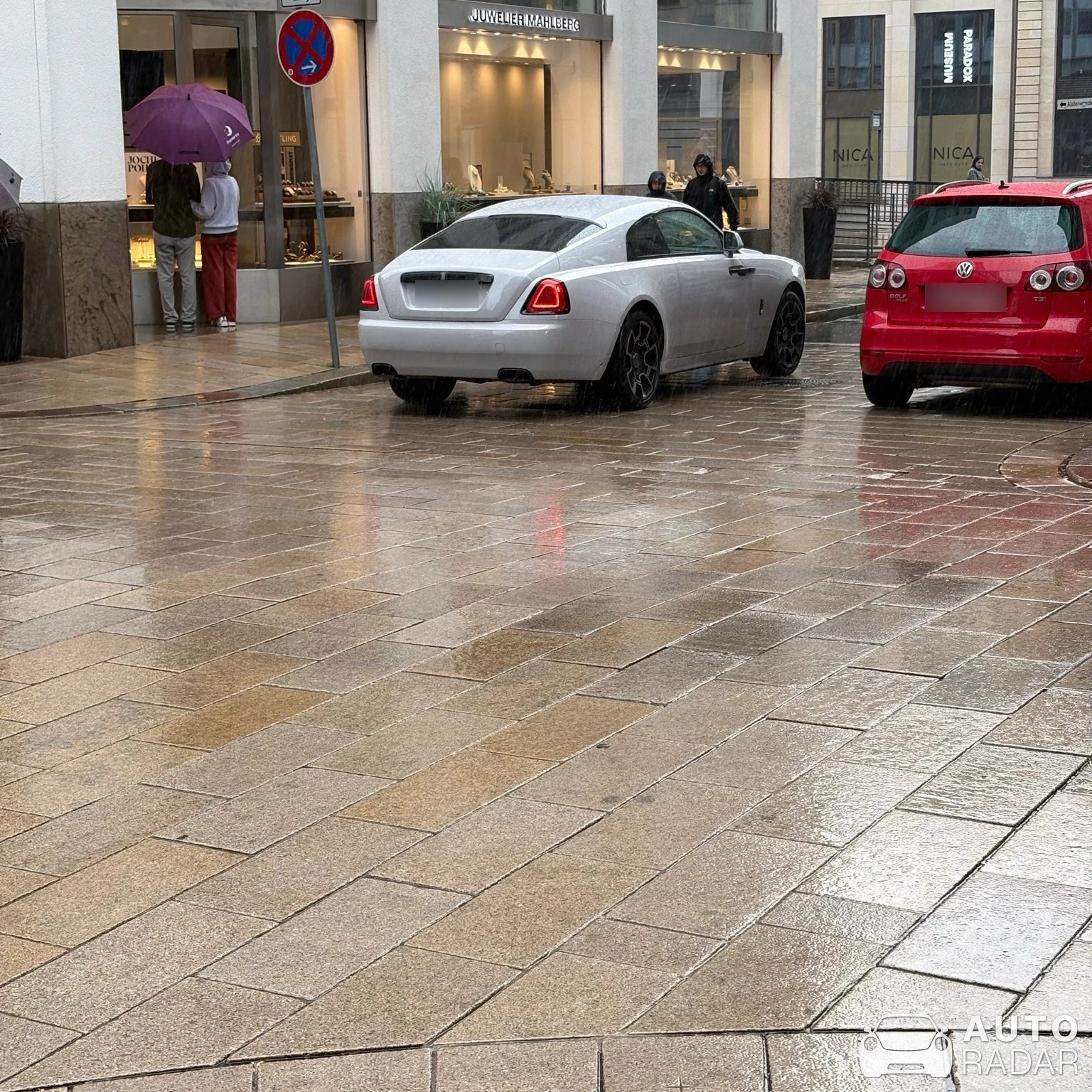 Rolls-Royce Wraith spotted in Hamburg