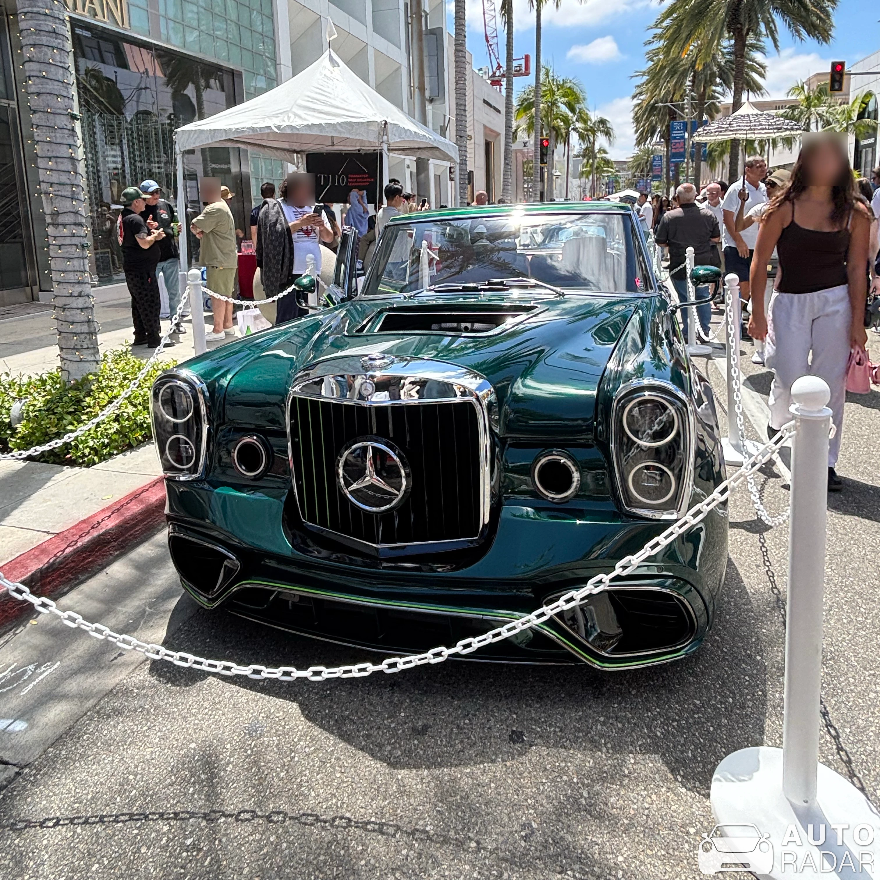 Mercedes-Benz 600 spotted in Beverly Hills