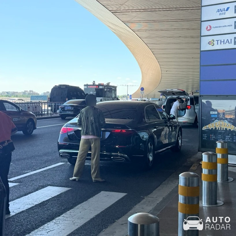 Mercedes-Maybach S 480 spotted in Beijing