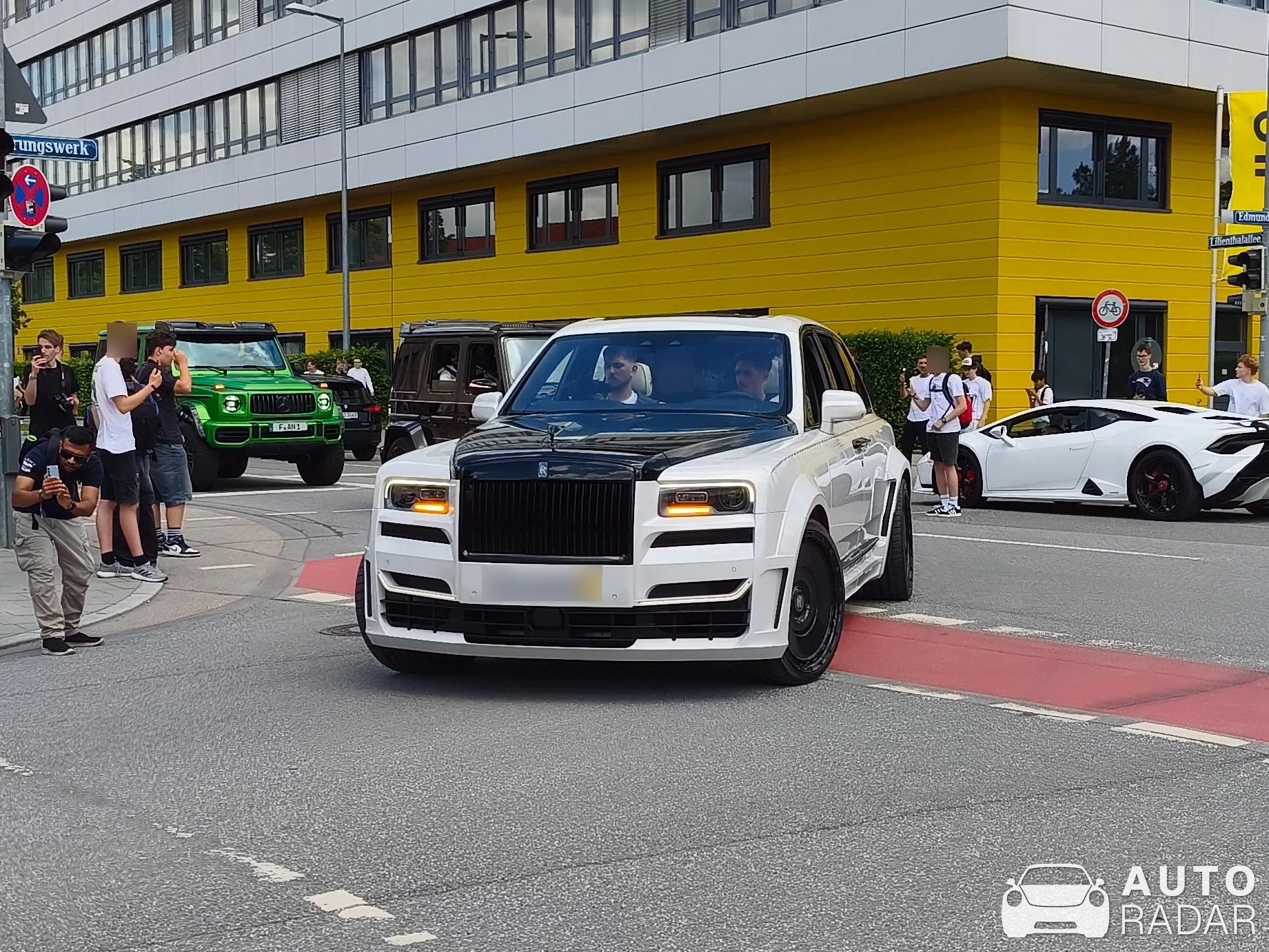 Rolls-Royce Cullinan Spofec Overdose S spotted in München